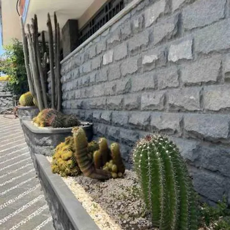Il Giardino Di Pietra 公寓 *