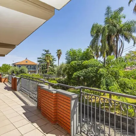 Il Giardino Di Pietra * Aci SantʼAntonio