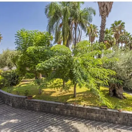 Apartmán Il Giardino Di Pietra Aci SantʼAntonio
